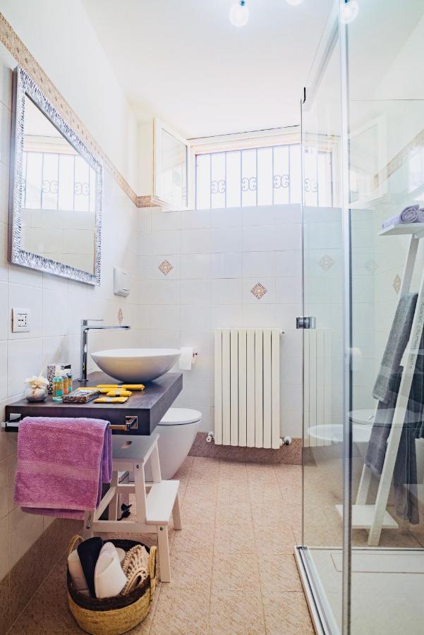 Mascari Charming Suite Лекко Экстерьер фото