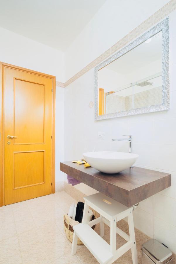 Mascari Charming Suite Лекко Экстерьер фото